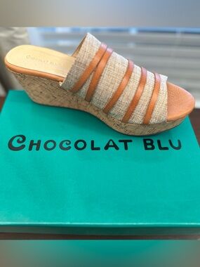 Chocolat Blu Tan Leather and Natural Woven Wedge Slides